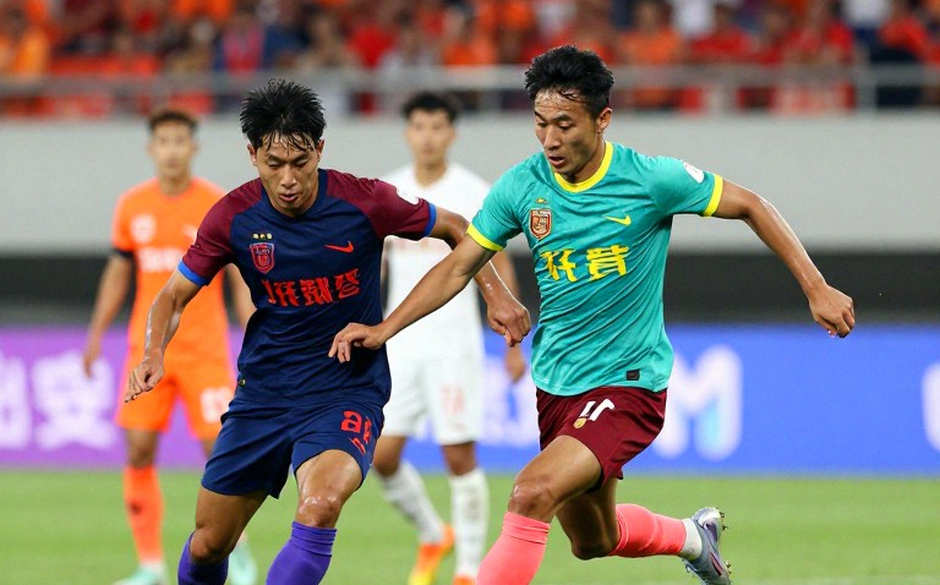 CAHN trước Kashima Antlers: Khi sự thận trọng trở thành vũ khí