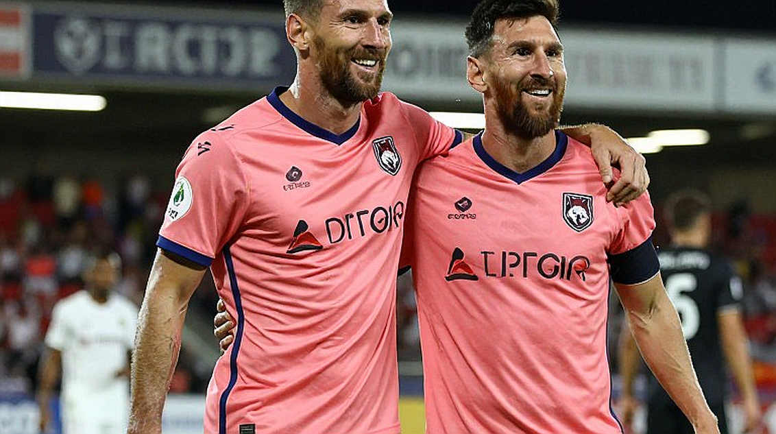 Dorgu rời sân phút 30: Man Utd và hóa đơn của một cửa sổ thi đấu quốc tế