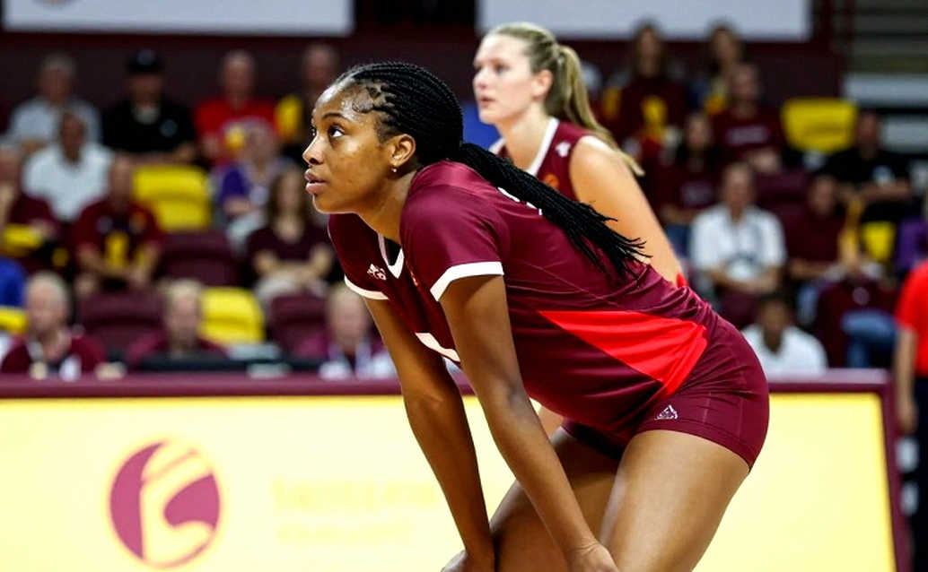 The Unpublished Payroll: Reading the Women's Volleyball Transfer Window Through Contract Structure