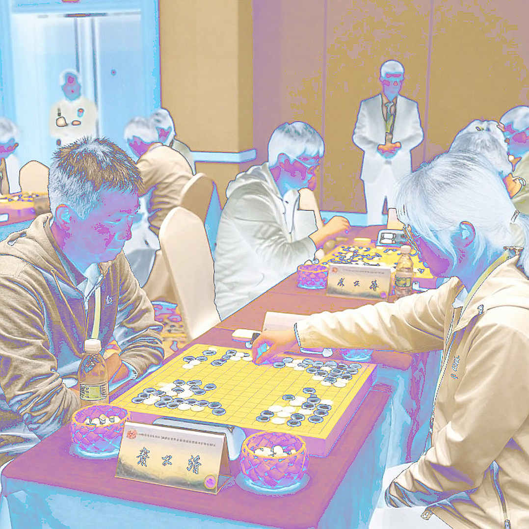 Sindarov hạ Anand trong ngày khai mạc Global Chess League 2026: Khi ký ức chạm vào hiện tại trên sàn cờ Bengaluru