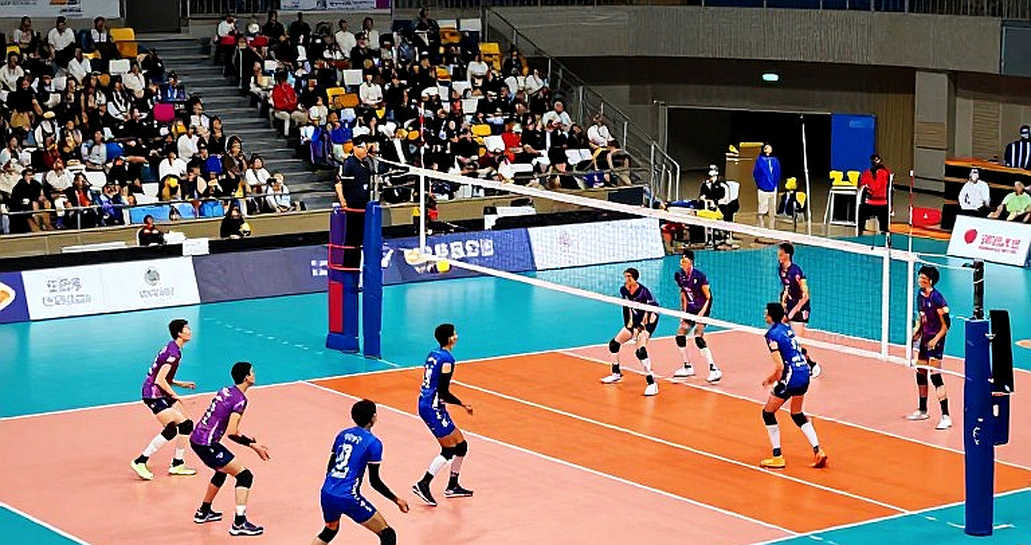 Kentucky Downs Louisville in Top-Five Battle of the Bluegrass: DeLeye's 22 Kills and the Second-Set Surge Kentucky Downs Louisville in Top-Five Battle of the Bluegrass: DeLeye's 22 Kills and the Second-Set Surge