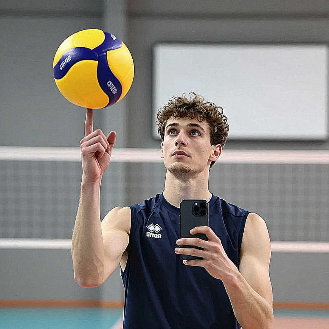 Mỹ vô địch NORCECA sau 216 điểm hòa 108-108: Ván cược 15-13 và hai chân dung chủ công Bắc Mỹ Mỹ vô địch NORCECA sau 216 điểm hòa 108-108: Ván cược 15-13 và hai chân dung chủ công Bắc Mỹ