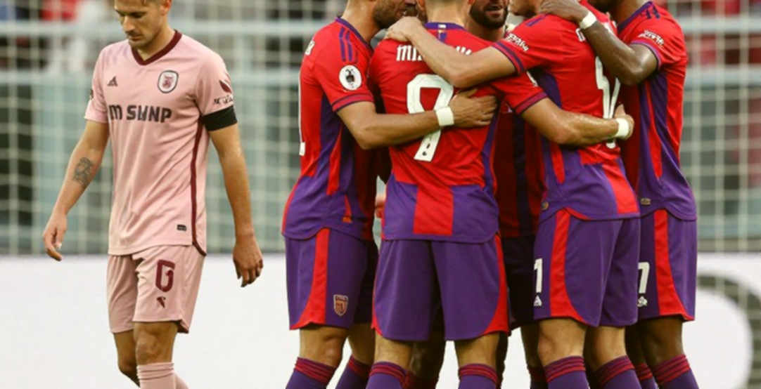 Al-Ahli Saudi và chiếc ghế thiếu quyền lực: Hai lần ra đi, một lỗ hổng cấu trúc chưa được vá Al-Ahli Saudi và chiếc ghế thiếu quyền lực: Hai lần ra đi, một lỗ hổng cấu trúc chưa được vá