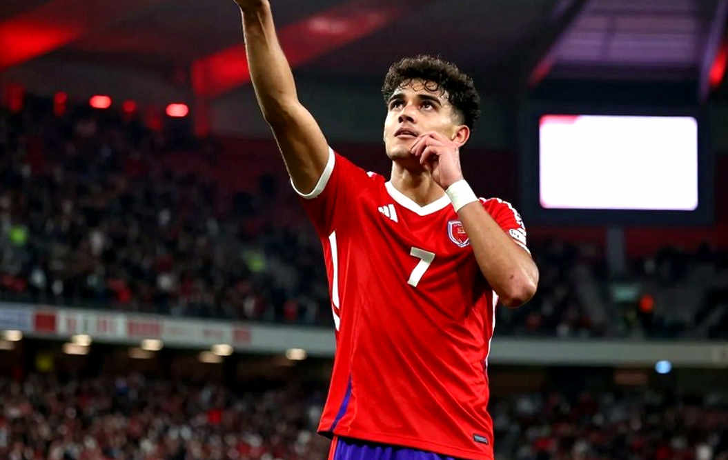 Digital Assets Enter the Rulebook: The Forgotten Money Layer of Vietnamese Football Digital Assets Enter the Rulebook: The Forgotten Money Layer of Vietnamese Football