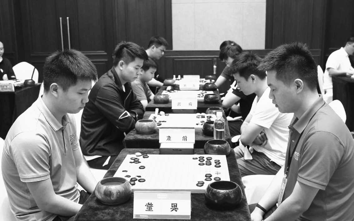 Khi dữ liệu im lặng: bài học về kỷ luật phân tích trong làng esports