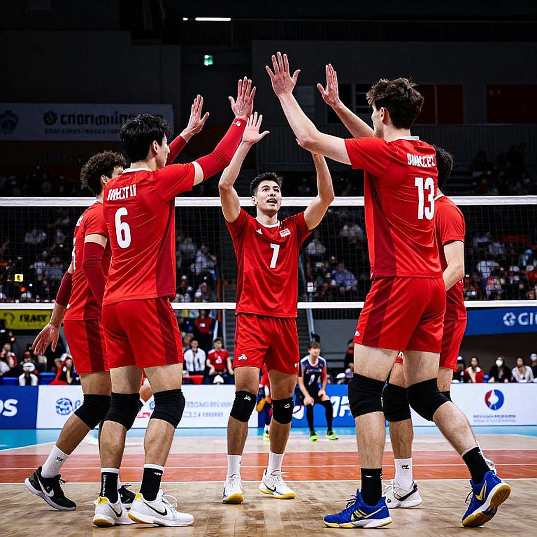 Cầu mây nữ Việt Nam vào chung kết Asiad 20: một sự thay người, mười hai điểm và khoảng trống ở hiệp đầu Cầu mây nữ Việt Nam vào chung kết Asiad 20: một sự thay người, mười hai điểm và khoảng trống ở hiệp đầu